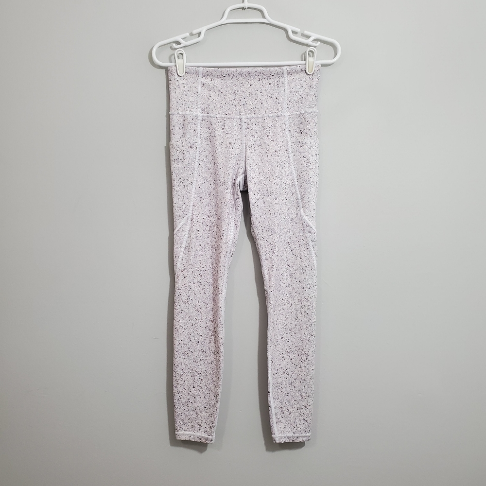 Athleta Salutation Stash Pocket Tight Pastel Print Leggings